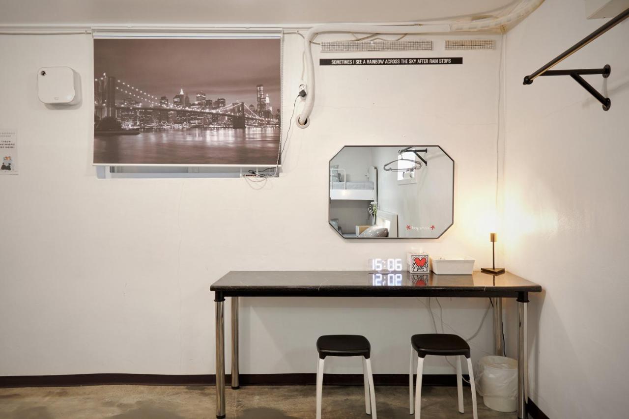 Jun Guesthouse Seoul Exterior photo